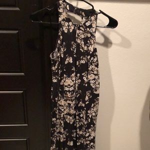 Floral maxi dress with slit